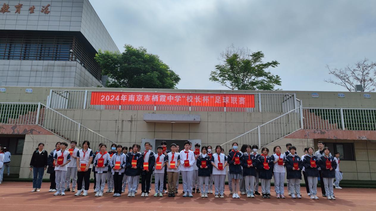 艺术节新闻稿_html_5777847e.jpg