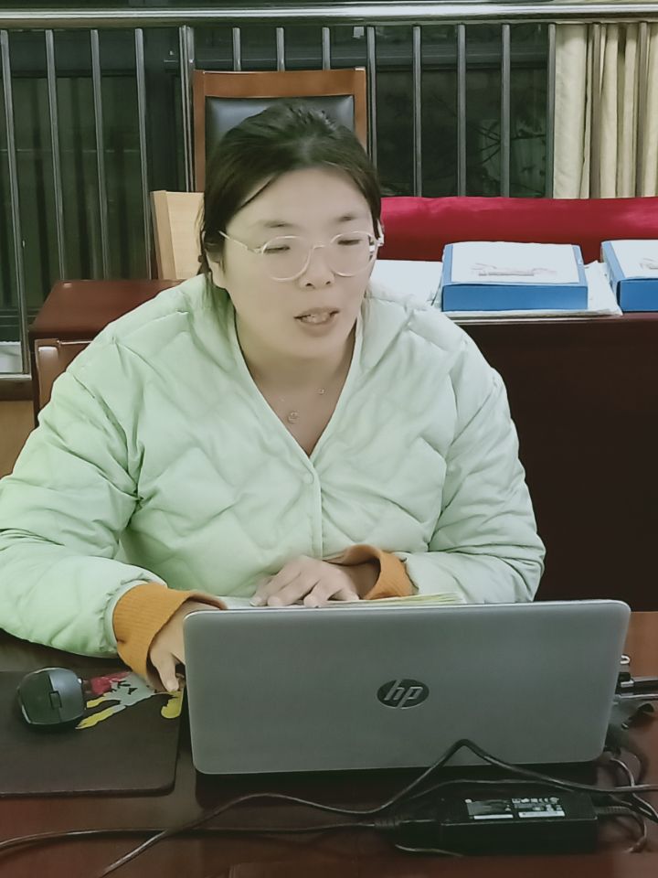 12.3 青年教师第四次活动_html_3d5d9b9c.jpg