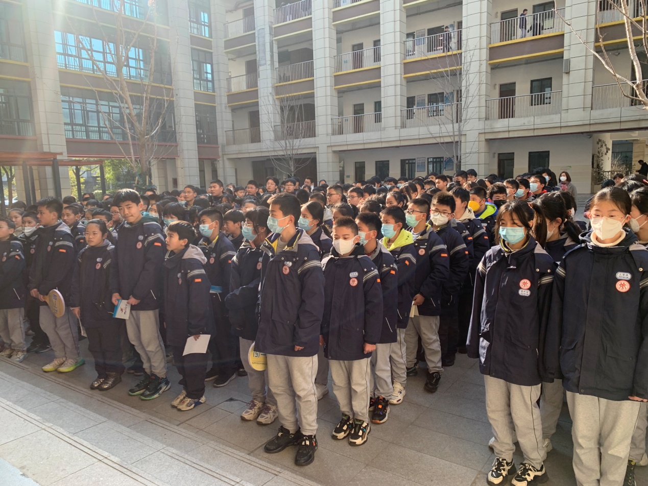晨勉22_html_72cb18aa.jpg