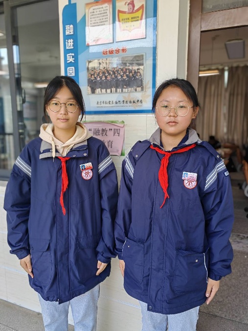 9升旗仪式报道20230410_html_m2797f6a0.jpg