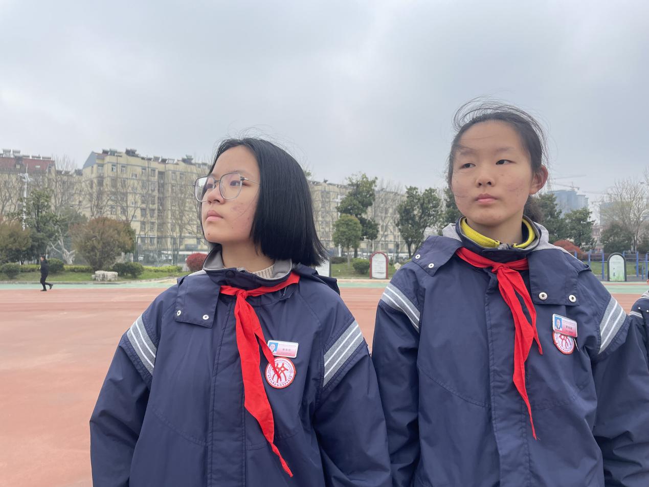6升旗仪式报道20230320_html_m1aef7c11.jpg
