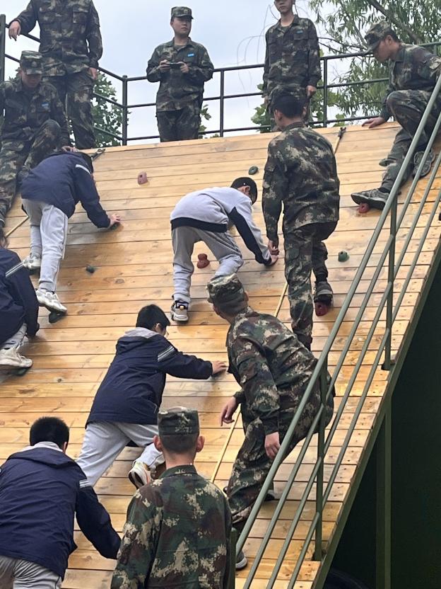 20230525 国防纪念馆参观活动_html_m189ca053.jpg