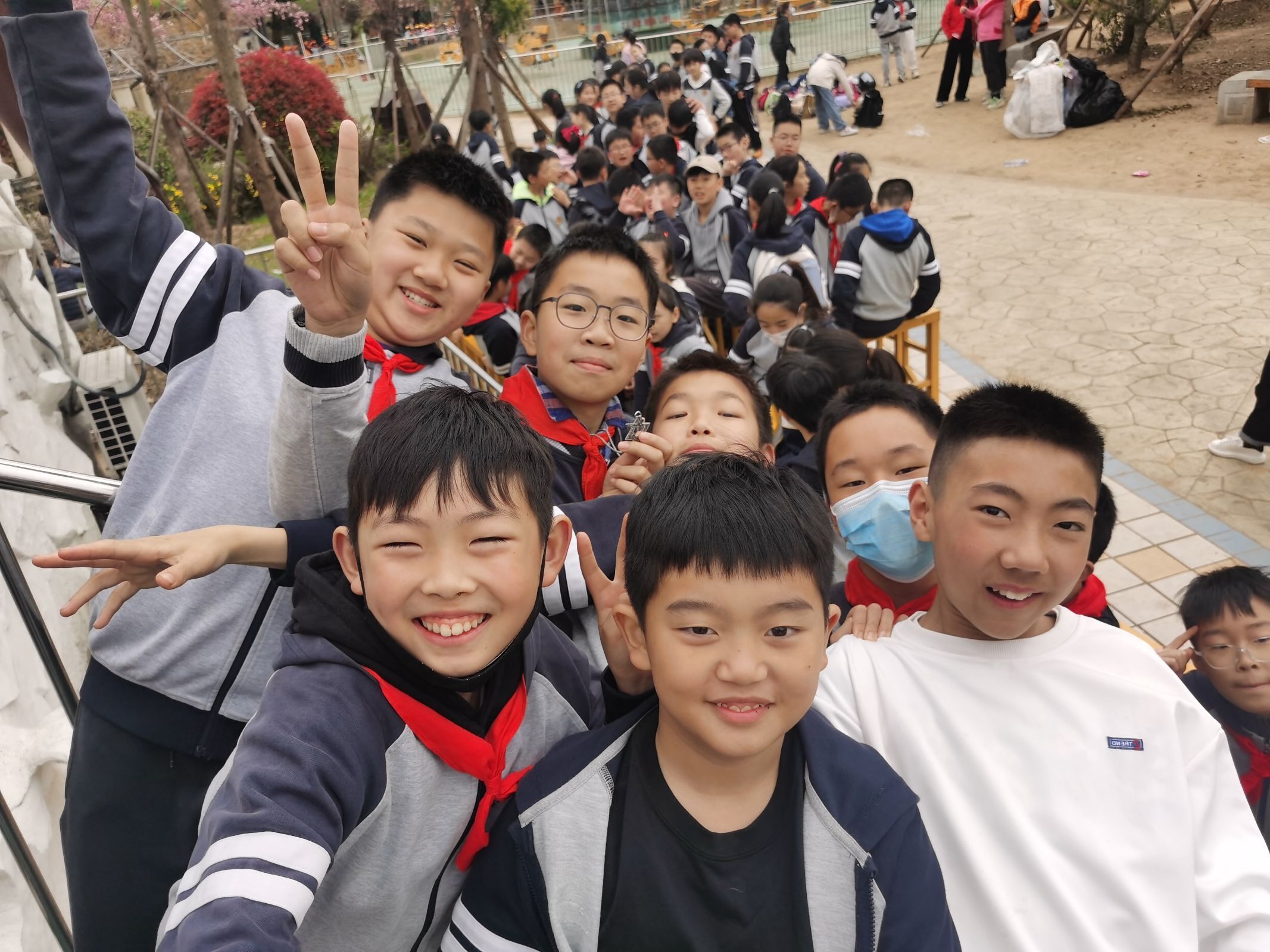 春游新闻稿_html_80241f5.jpg