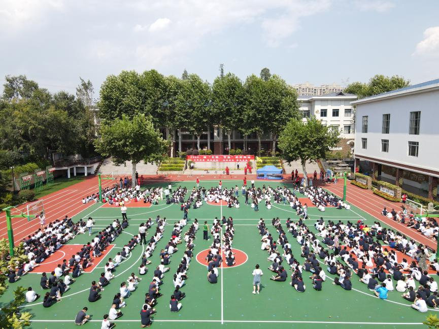 晓院附小开展安全演练活动-改_html_6bfe19ef.jpg