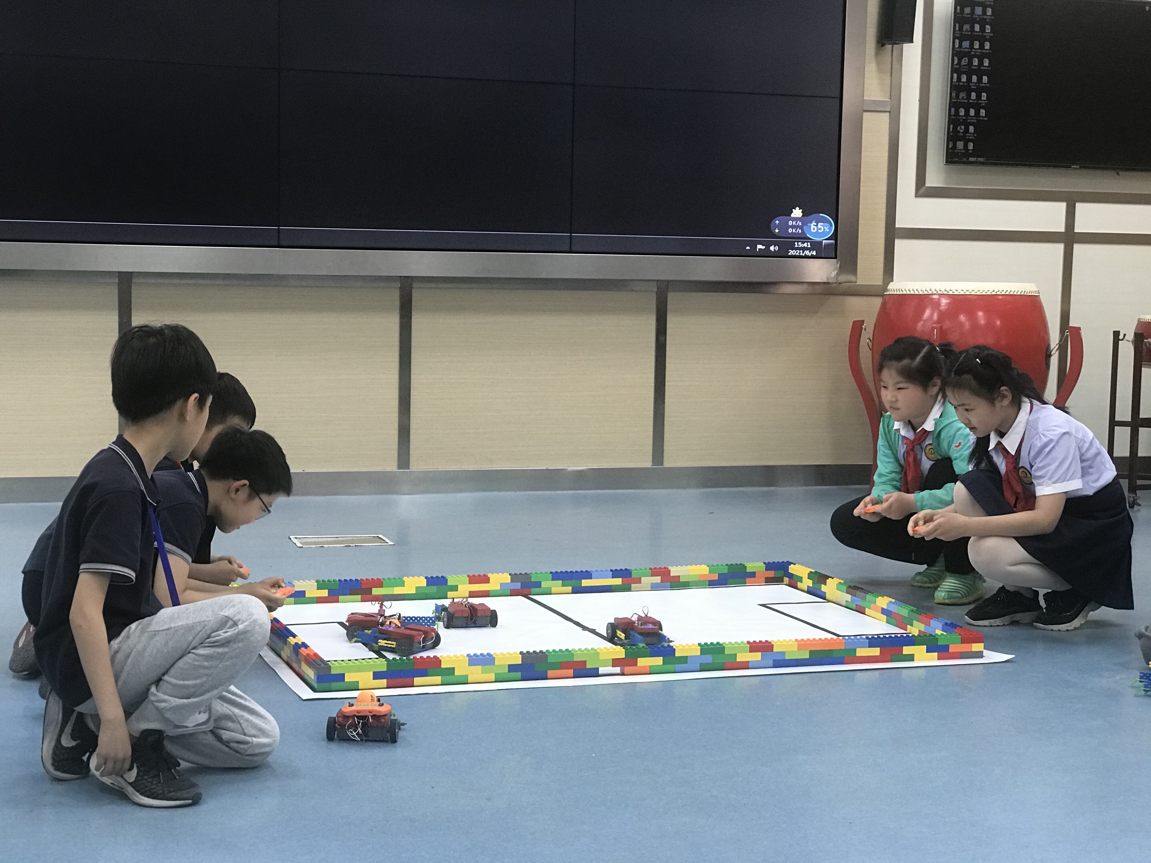 南京晓庄学院附属小学社团展示与展演报道_html_121f60b4.jpg