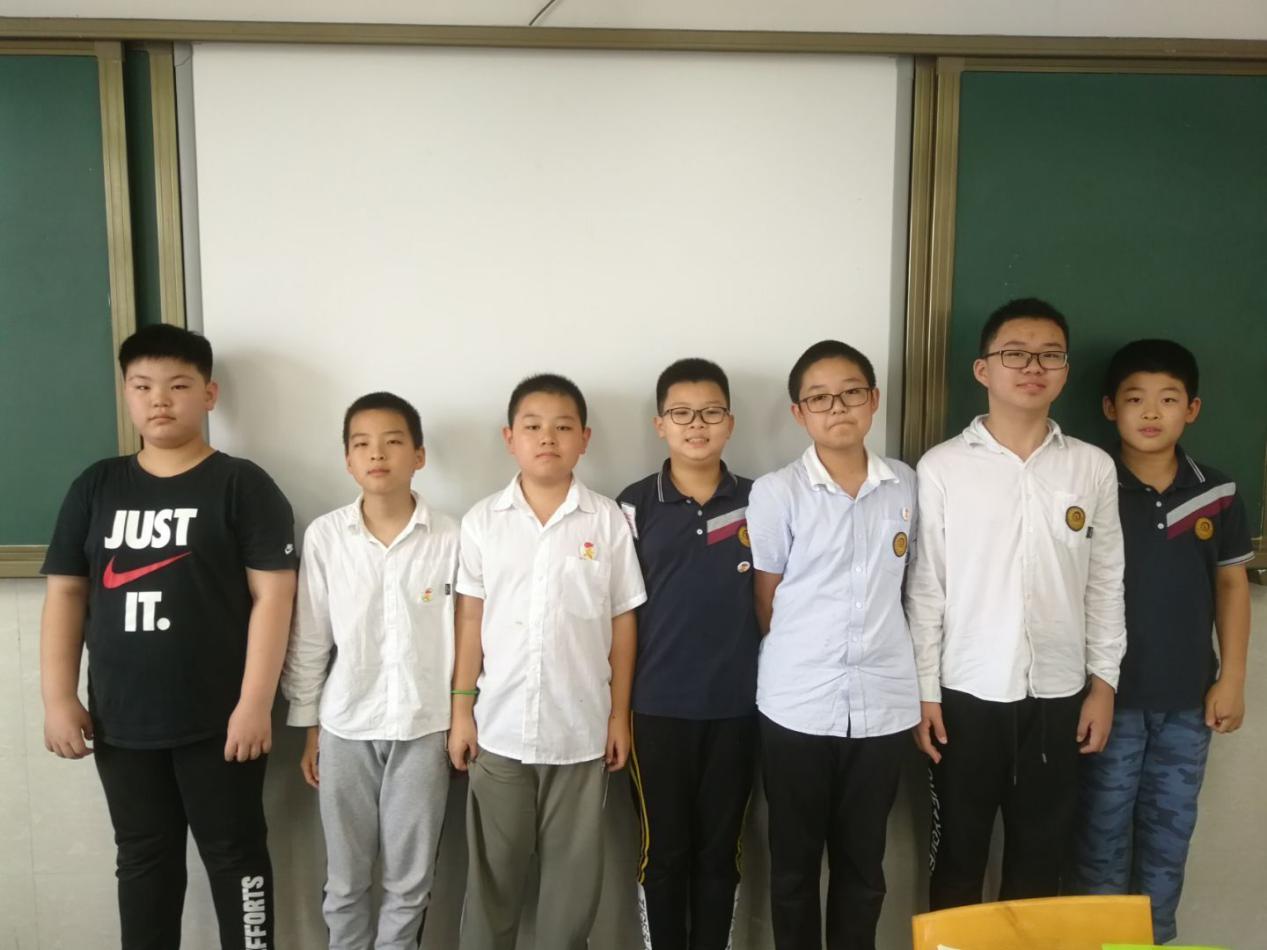 为“午餐光盘小陶娃”点赞-1_html_m7c33f8ad.jpg