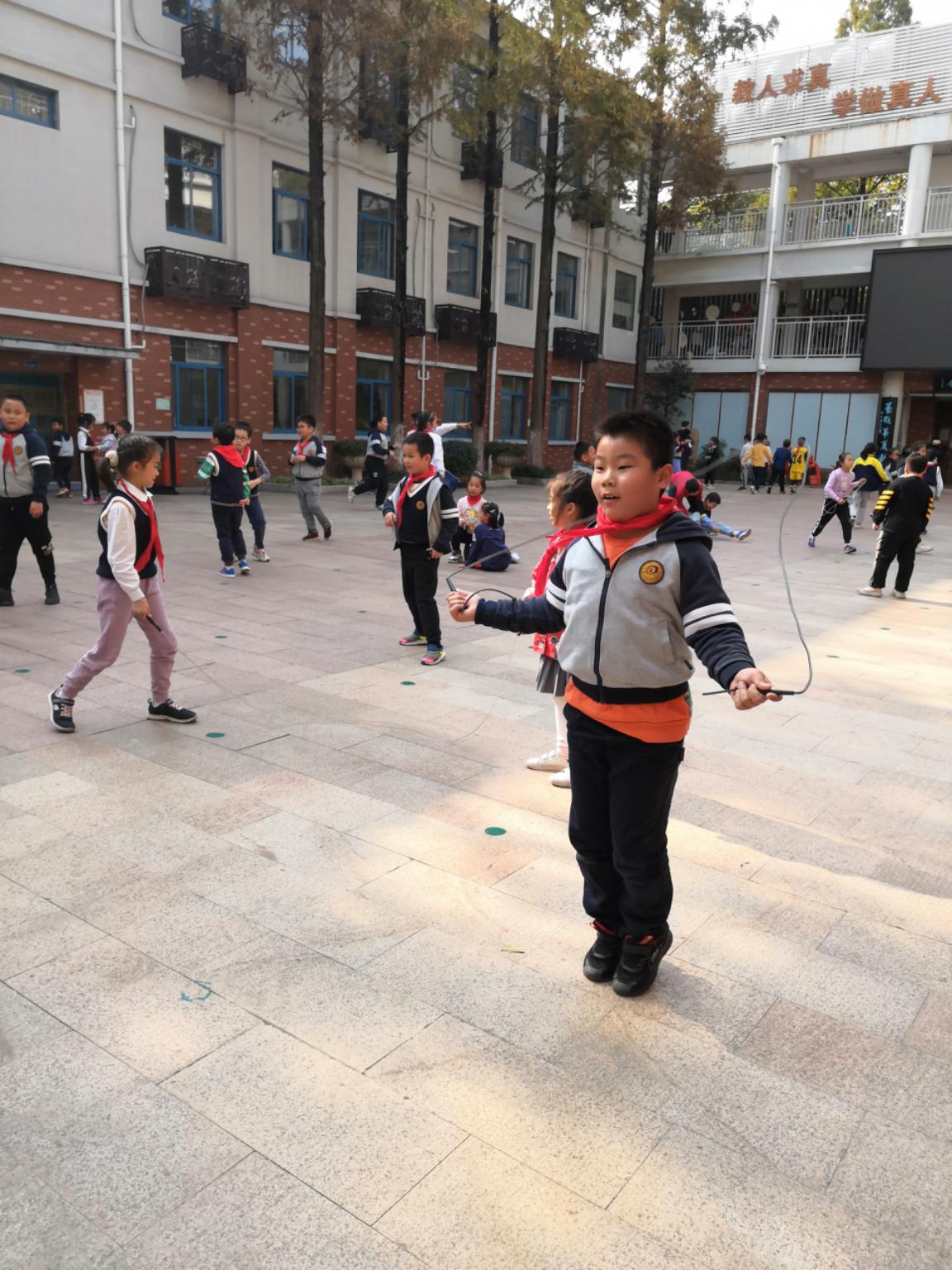 新闻稿3_html_15a7958f.jpg