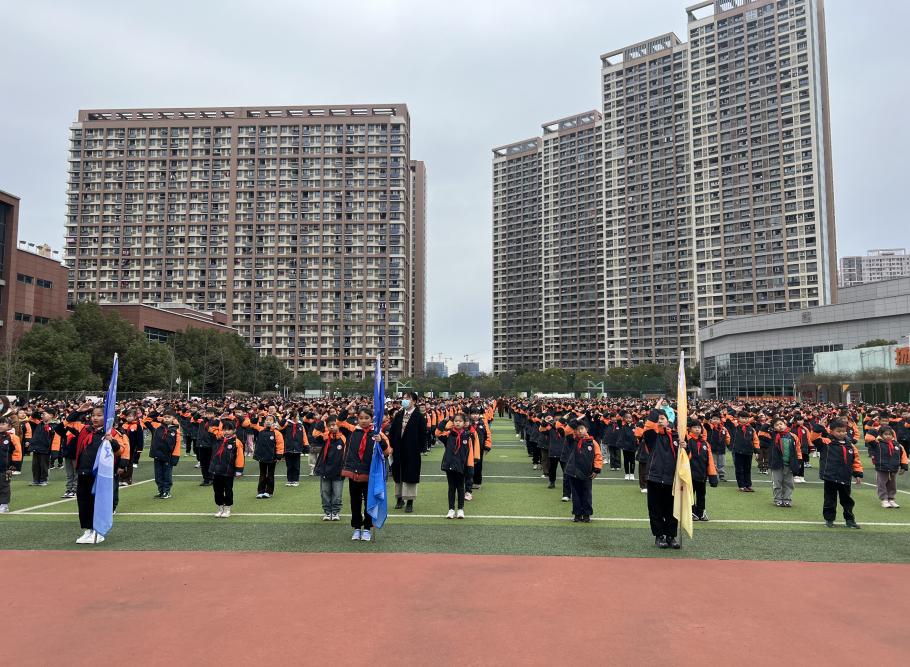 【丁香汉声·学生成长营】践行“三爱三节”，争做祖国栋梁_html_5f5cb932.jpg