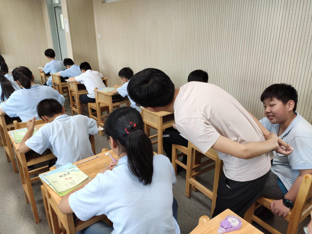 五年级数学教研报道_html_m54858be5.jpg