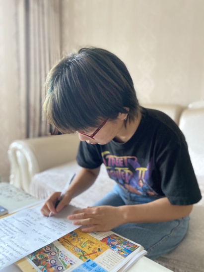 线上教研活动报道(美术组)_html_1128abbd.jpg