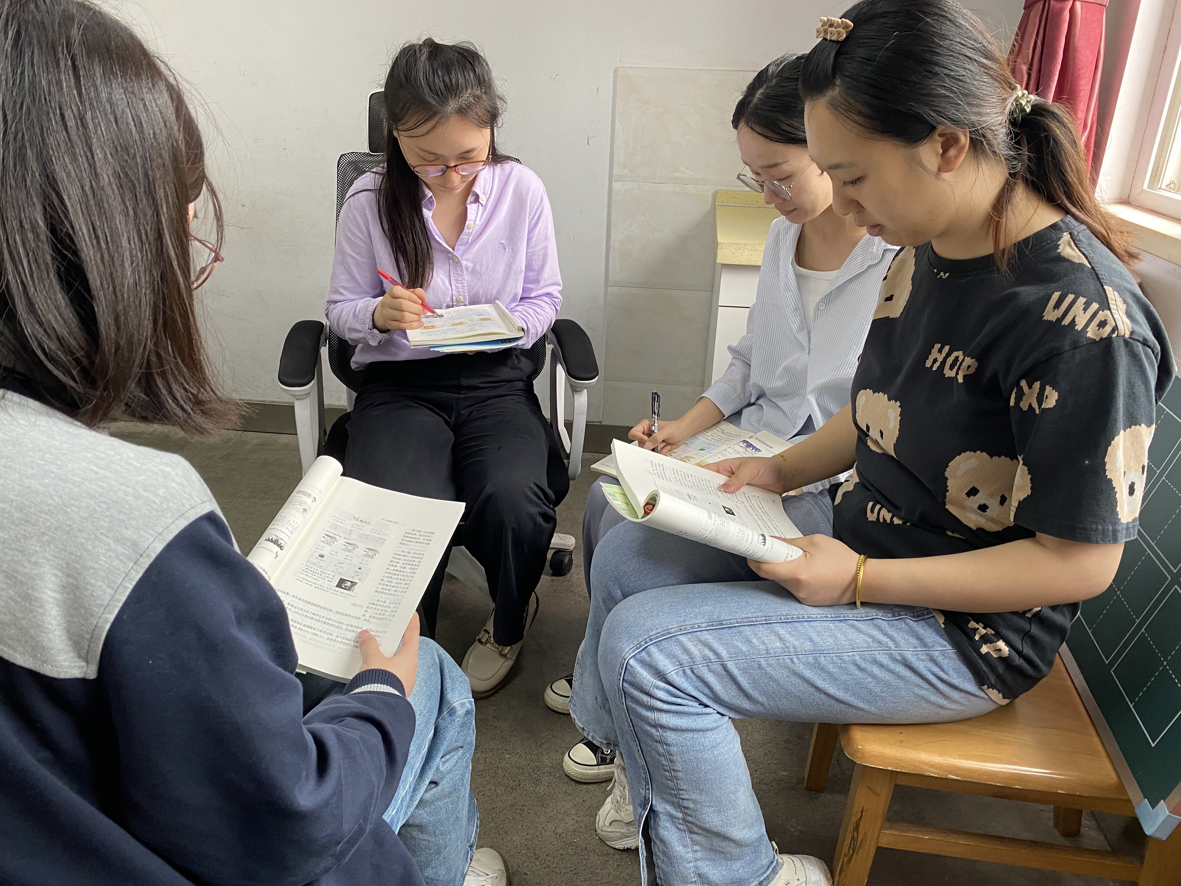 【丁香汉声•教学】第二次数学组集体备课活动侧记_html_m3eaacbac.jpg