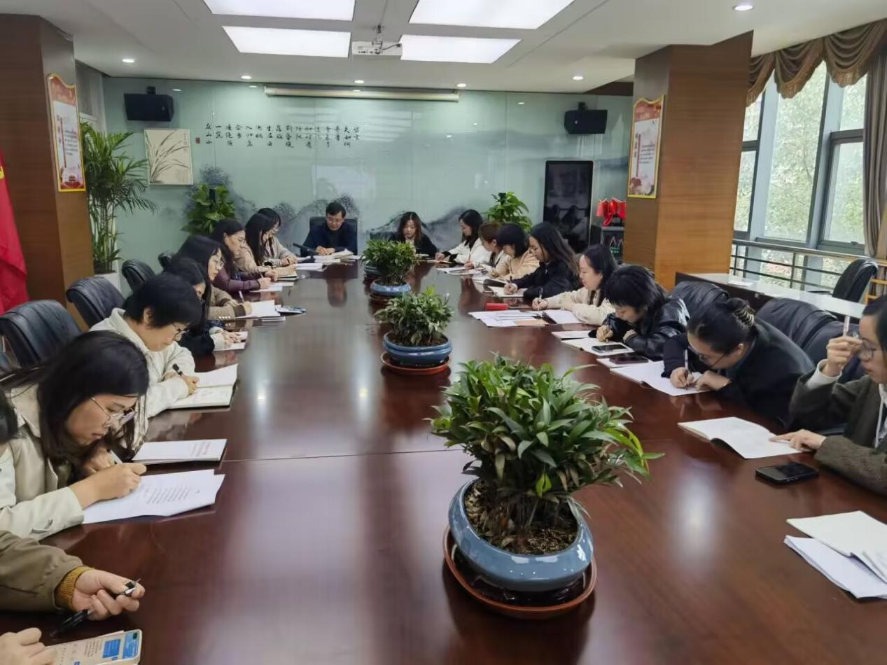 学思想 我来讲（三）_html_6f2bf177.jpg