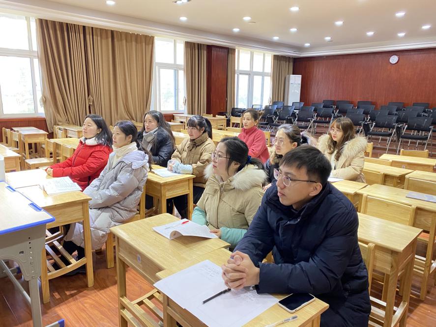 观摩课改教学_html_780e80bd.jpg