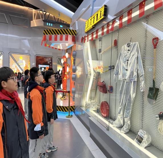 新闻稿_html_m5d2734ec.jpg