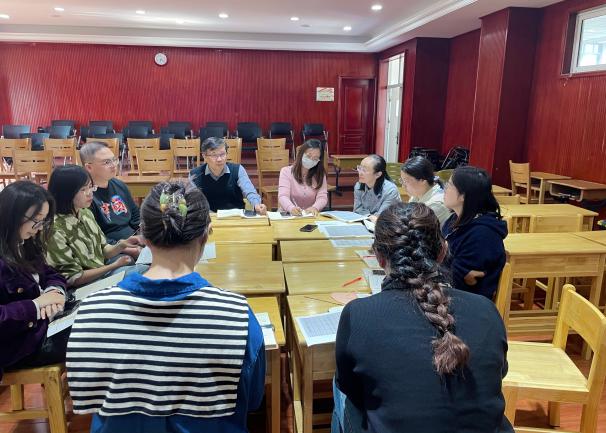 【丁香汉声·教学】知过往而奋进，望远山而潜行——2024—2025学年教学管理工作会侧记_html_m3c85a2ee.jpg