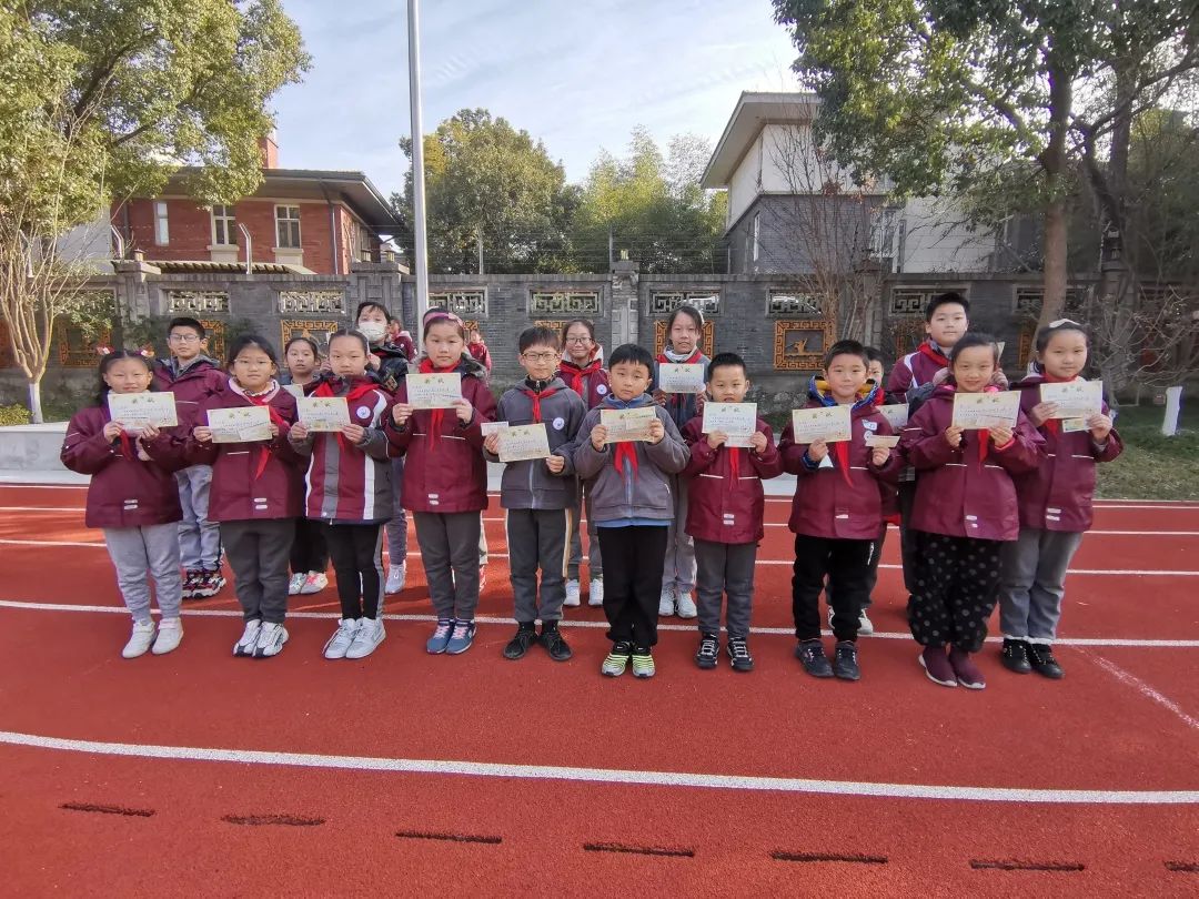 英语_html_230f3dc.jpg