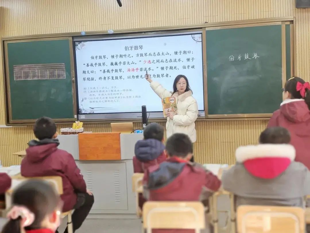 12月教学科研_html_26edebd7.jpg