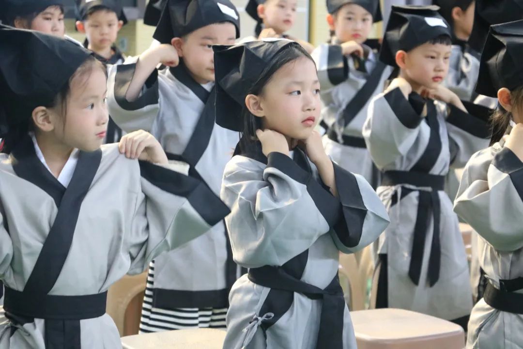 入学仪式_html_m67671a84.jpg