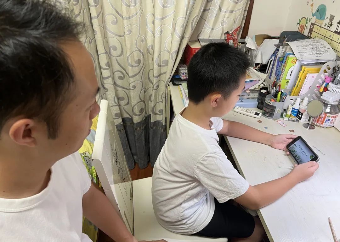 家长会_html_m38b9e0a7.jpg