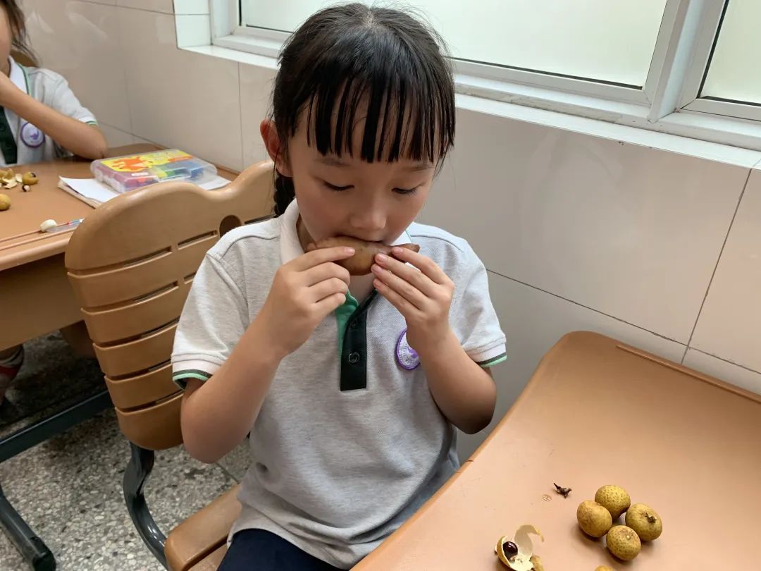 白鹭_html_45df9ae3.jpg