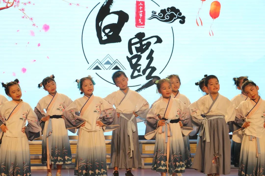 国庆_html_7f385ea6.jpg