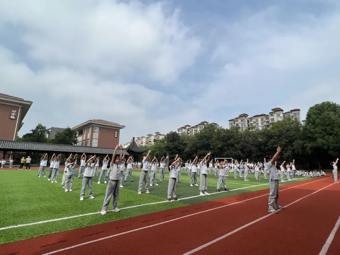 广播操_html_m50787c40.jpg