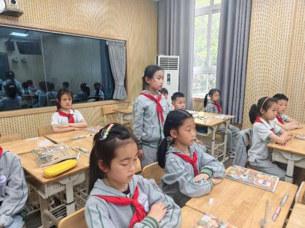 以研促教，教学相长——紫金小学语文学科“知新课堂”系列活动（五）_html_m7fc84bd7.jpg