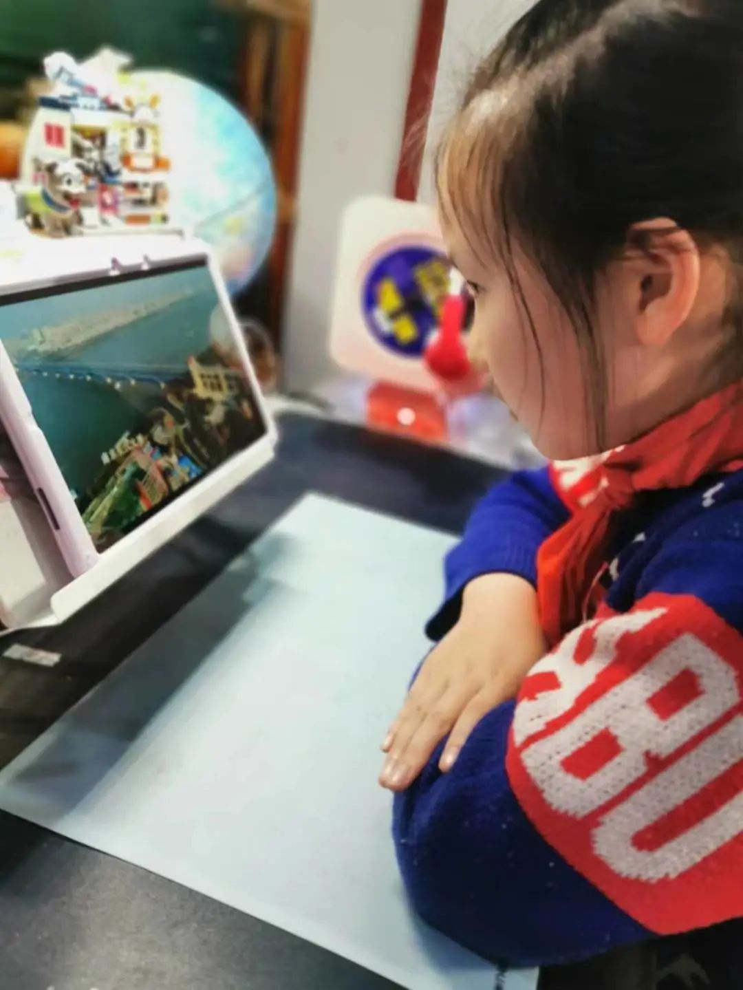 联播_html_m3edcc81a.jpg