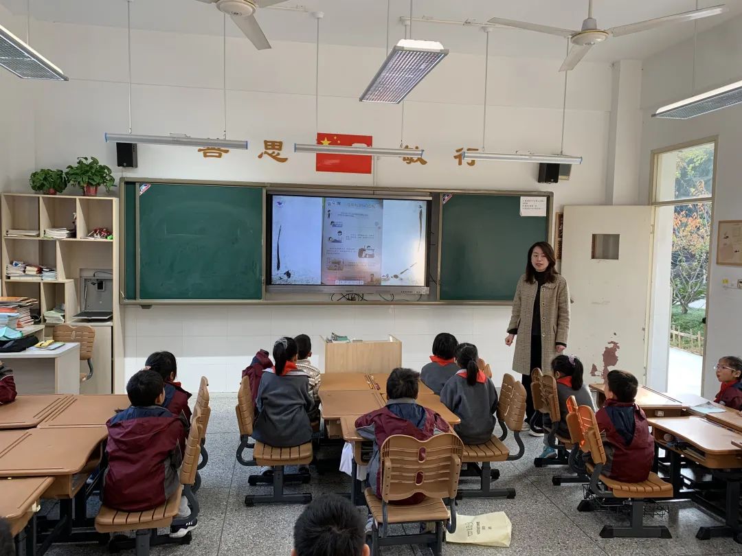 晨会10_html_4536bd30.jpg