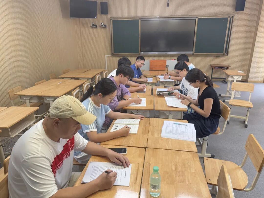 【书院紫金】基于学习共同体的小班化“知异课堂”构建与实践研究——综合组校本研训系列活动（一）