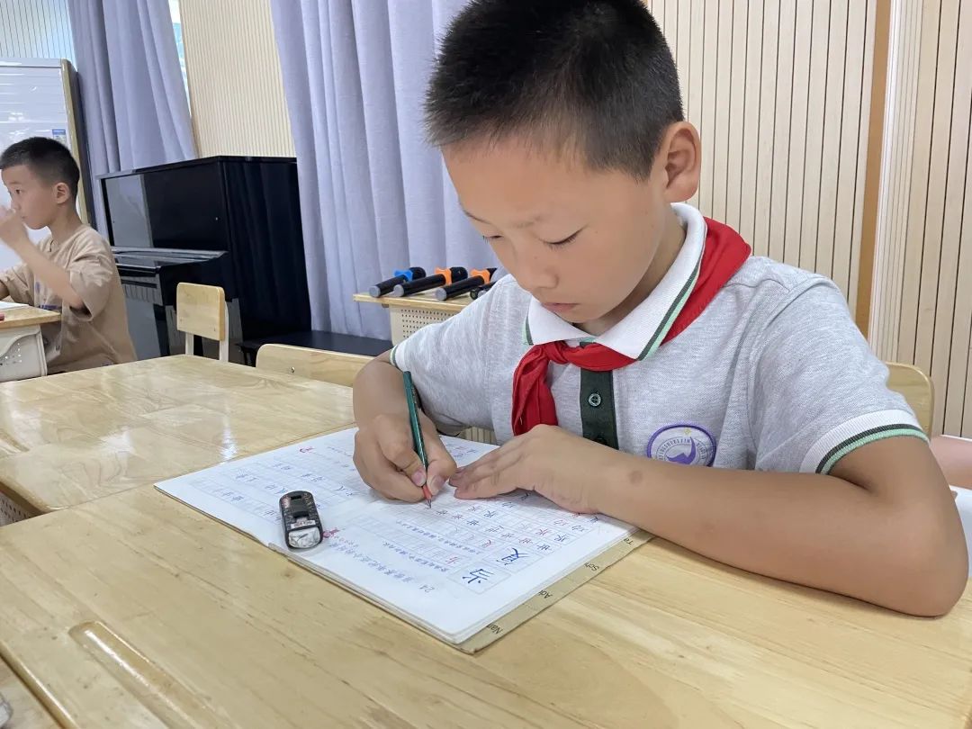 语文_html_m26f0d779.jpg