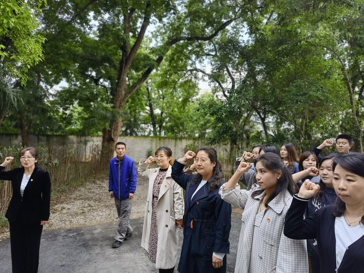 学党史 祭英烈 忆初心5.20_html_m7772bceb.png