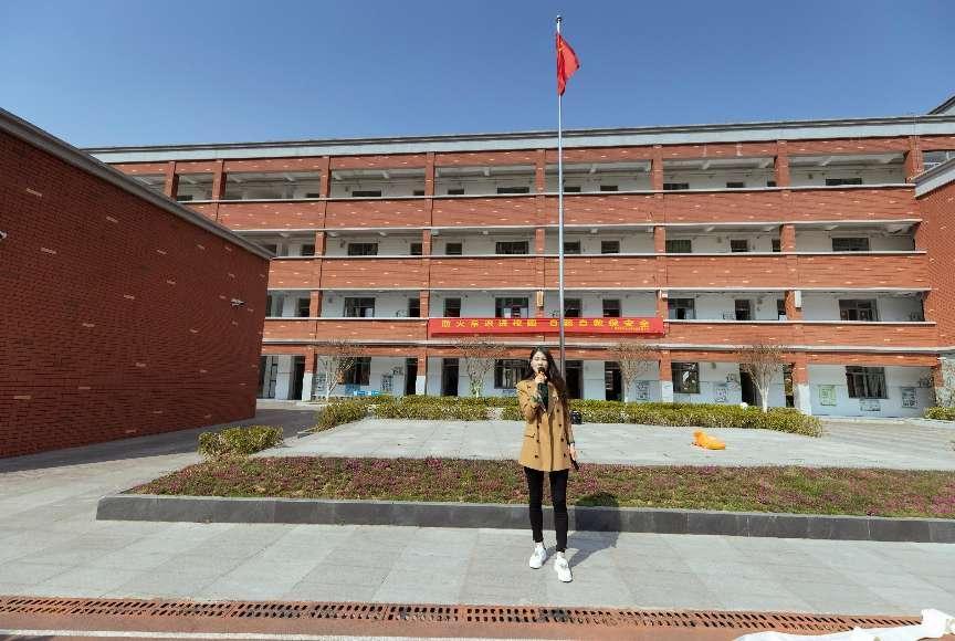 22.03.11火速行动 防范未然——迈皋桥中心小学开展消防应急疏散演练活动_html_m7488d296.jpg