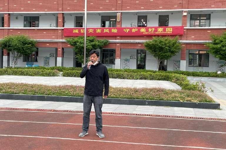 22.05.10防震减灾演练报道_html_m3c5a8896.jpg