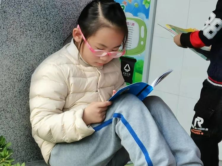 读书漂流报道_html_4e4562d4.jpg