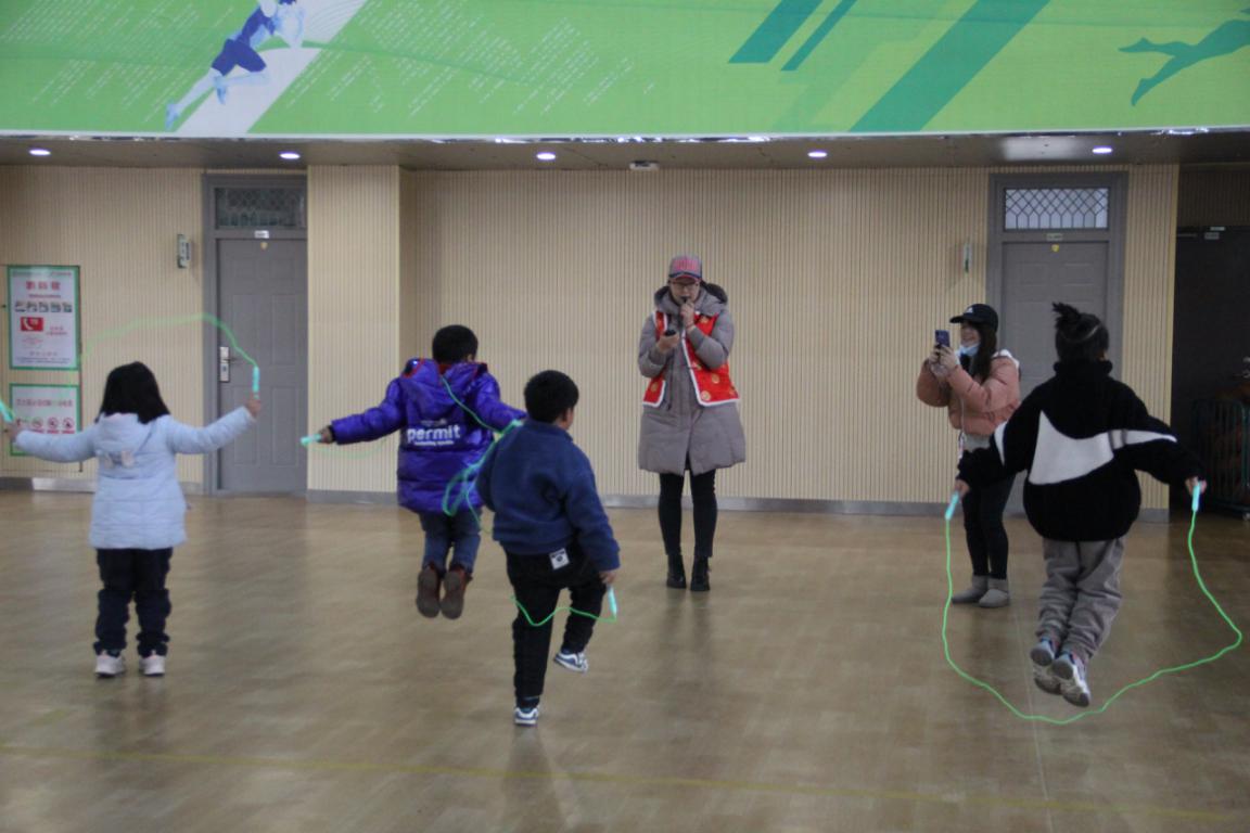 游园活动报道_html_m4a5a59dc.jpg