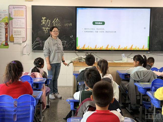 815405ea35bd343e37b73ce6b7aa171e_0.png 815405ea35bd343e37b73ce6b7aa171e_0.png