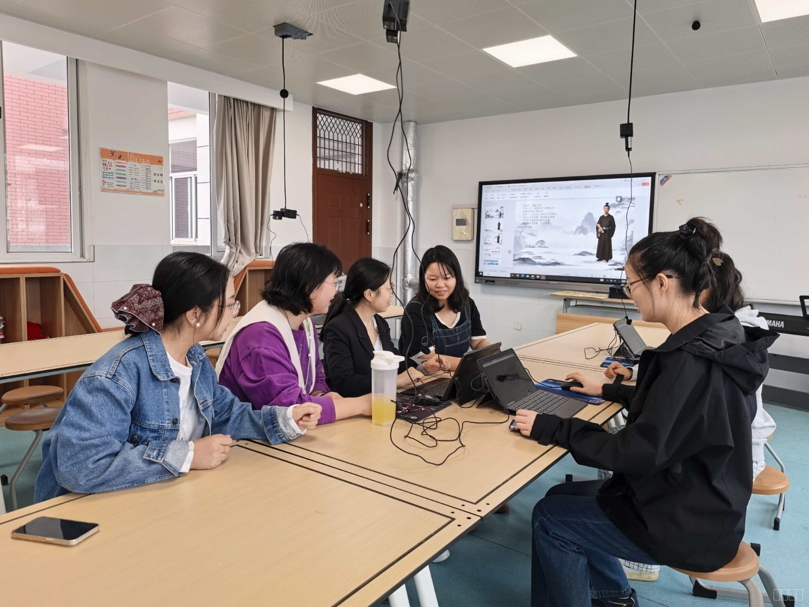 课后研讨2.jpg 课后研讨2.jpg