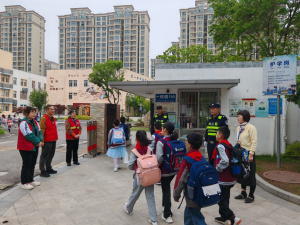 【星光摄小】体育强体魄，督导促提升——摄山星城小学天佐路分校4月督学检查工作报道