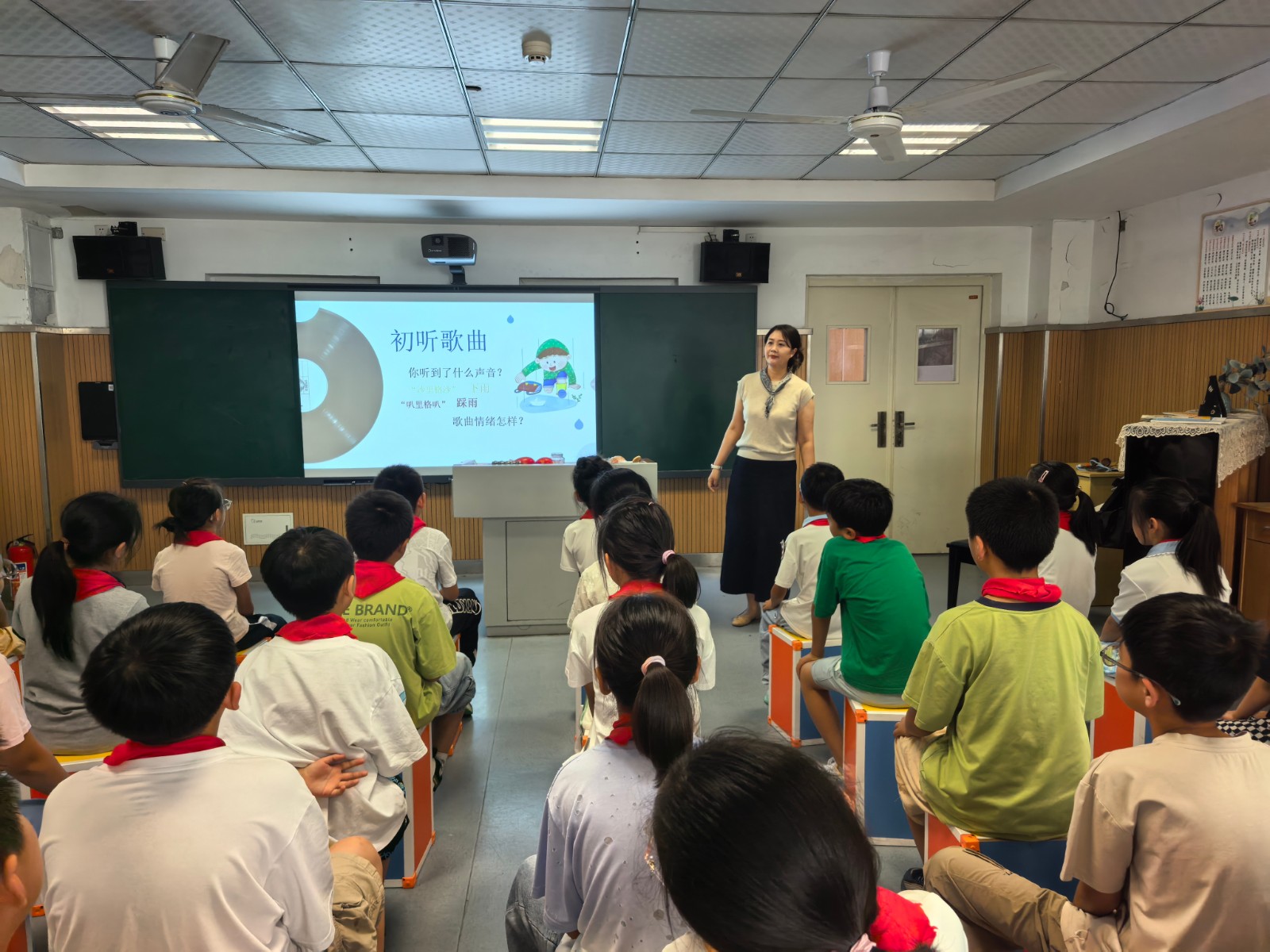 【星光摄小】音乐润心田  节奏传课堂——摄山星城小学天佐路分校音乐教研组校本研修活动（一）