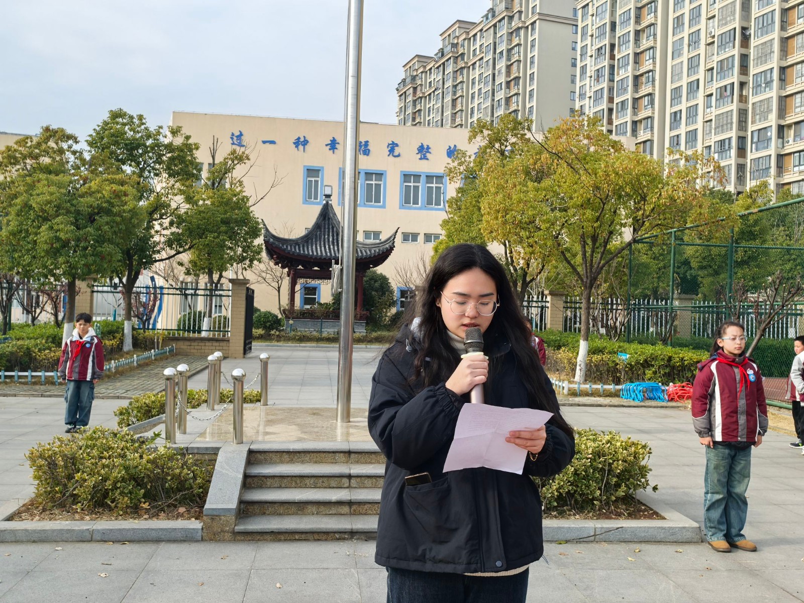 国旗下讲话.jpg