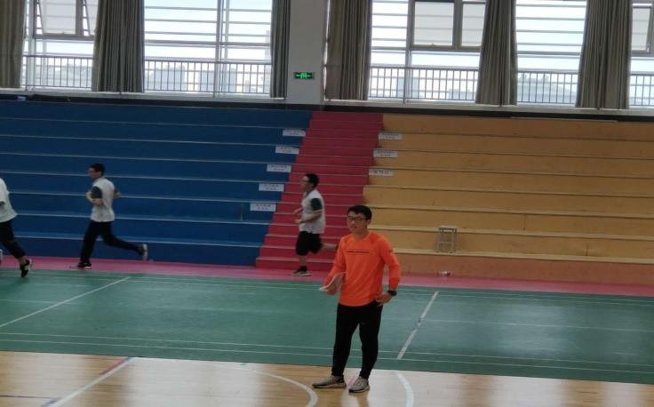 胡亚明.jpg