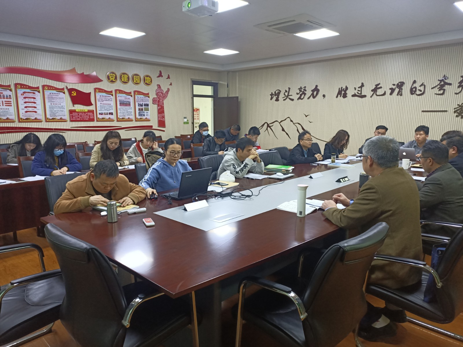 【毅行栖中】名师传经验，研讨促成长——数学课堂教学主题研究活动