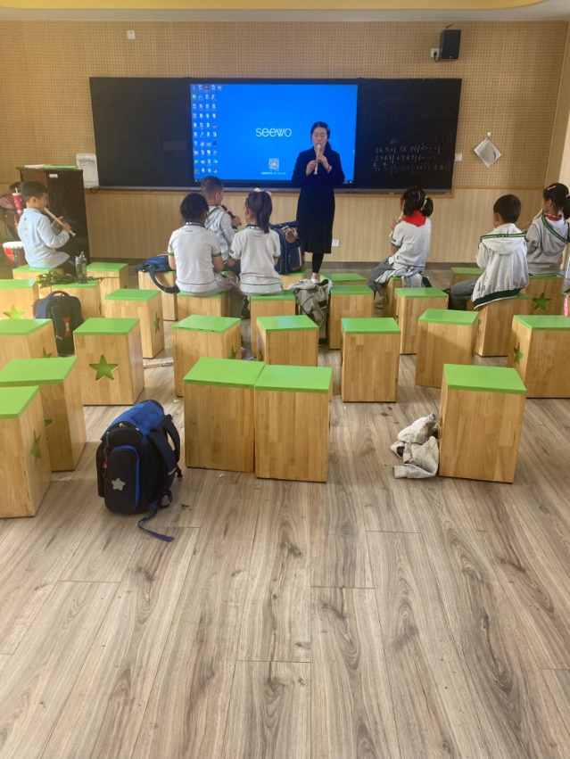 2022-2023第二学期（   低年级竖笛 ） 社团期末报道_html_m428c7991.jpg