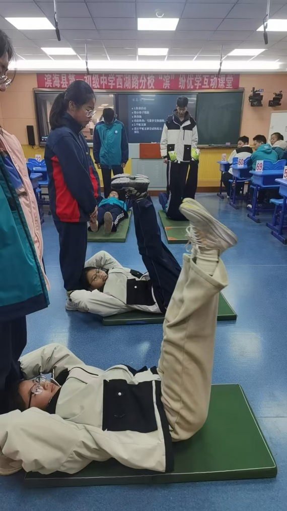 周云名师工作室_html_44826702.jpg