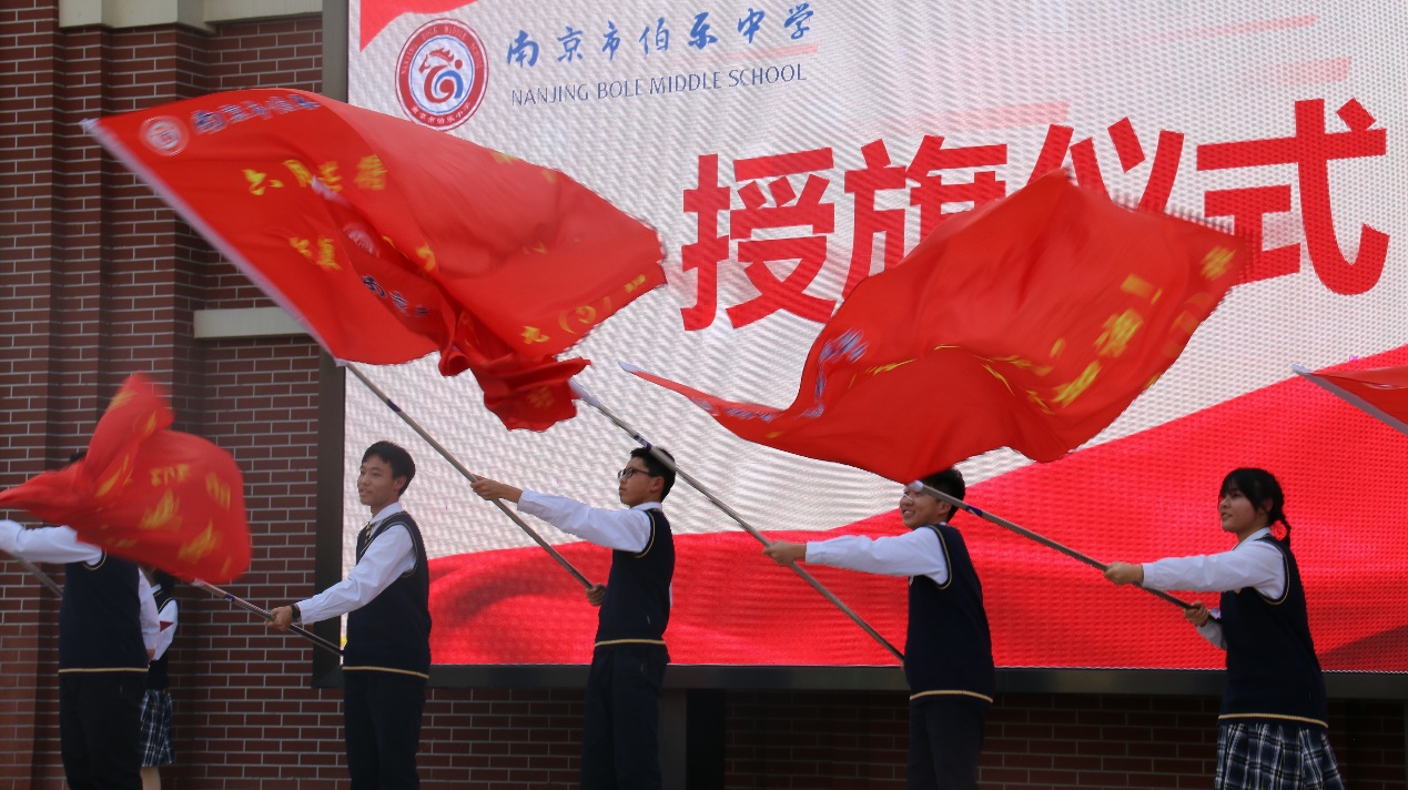 智贤伯乐_html_5113679a.jpg