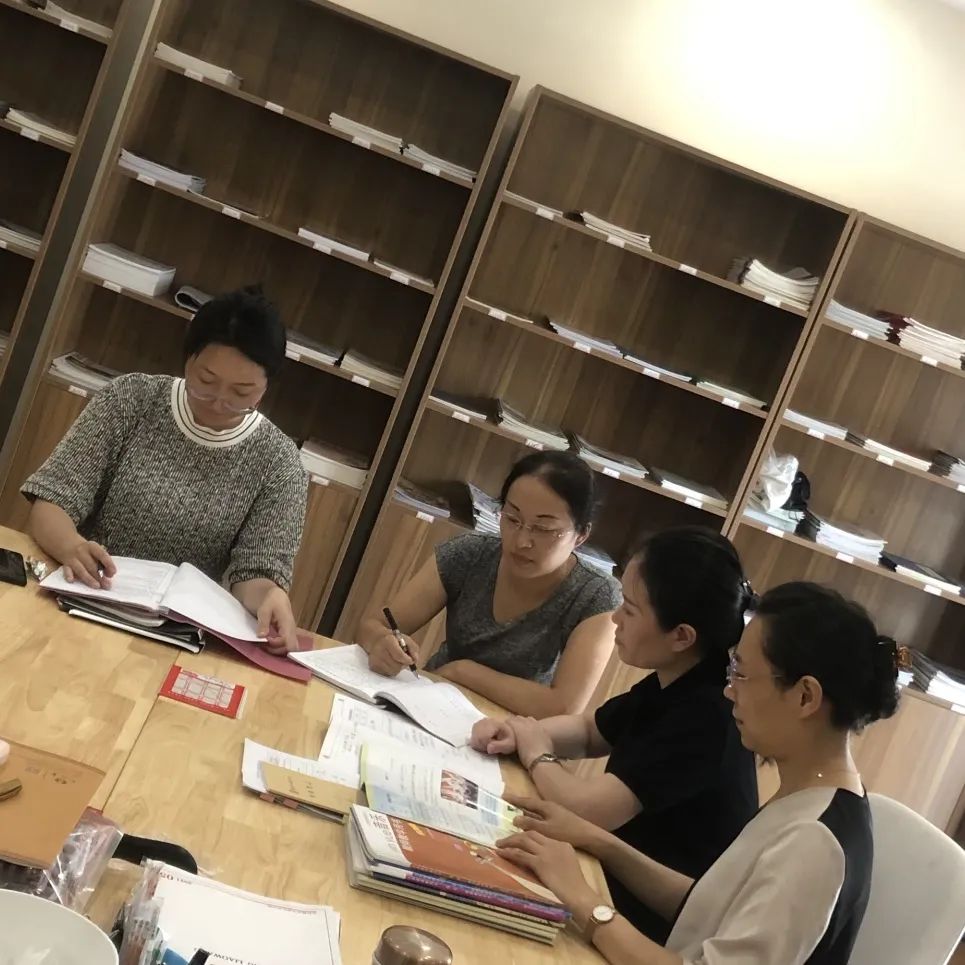 智贤伯乐_html_75ddb804.jpg