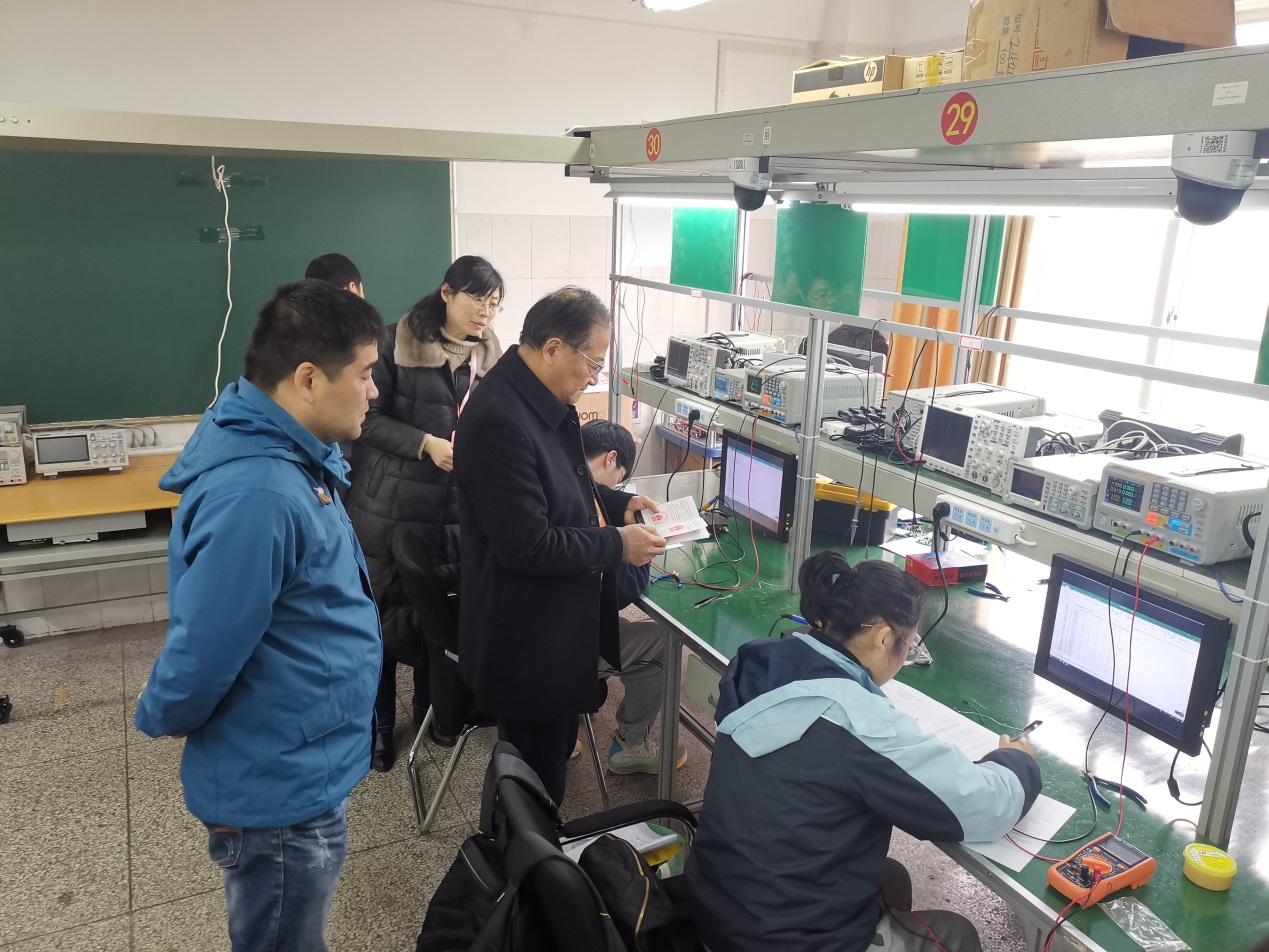 春季开学区责任督学工作纪实_html_65d8b4d8.jpg