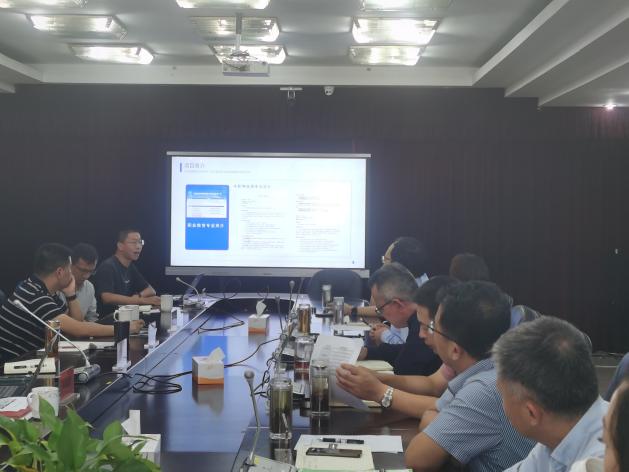 9月20日  重大项目申报答辩会123_html_7102cbbc.jpg