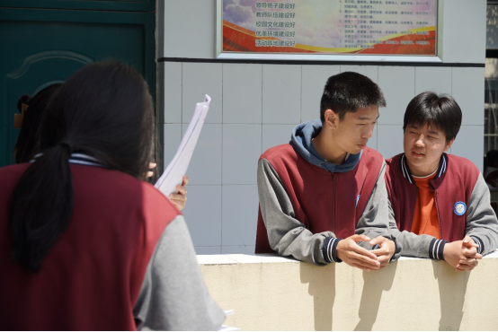 南京新港中专：自信，从一个人到一群人再到一个学校_html_m41e9d53f.png